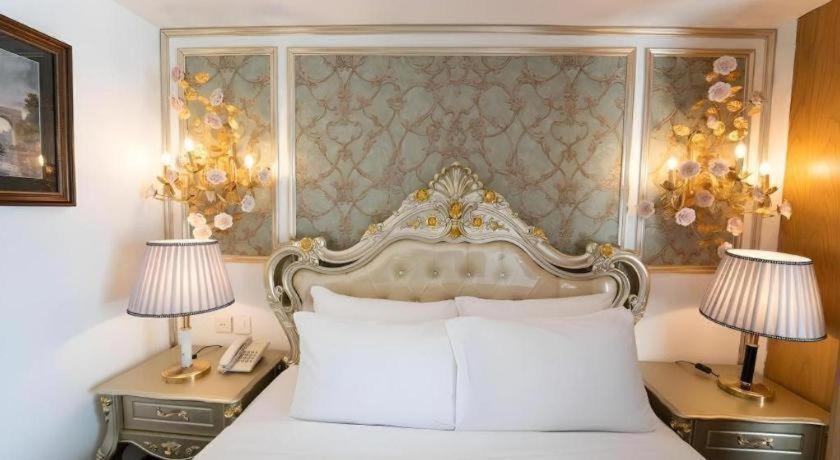 The White Hotel 8A Thai Van Lung Ho Chi Minh-Byen Eksteriør billede