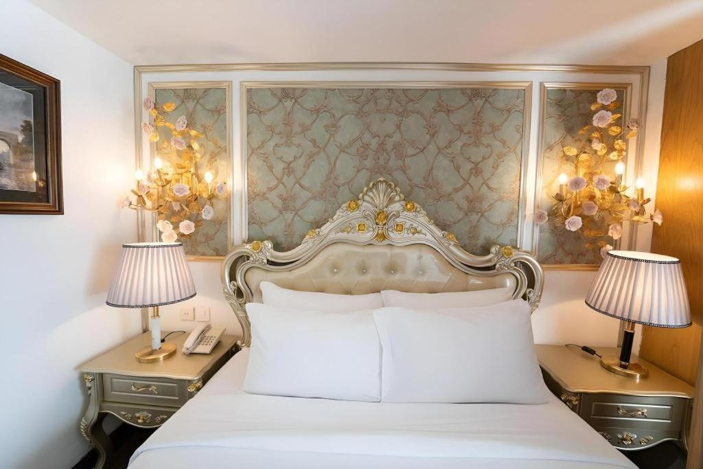 The White Hotel 8A Thai Van Lung Ho Chi Minh-Byen Eksteriør billede