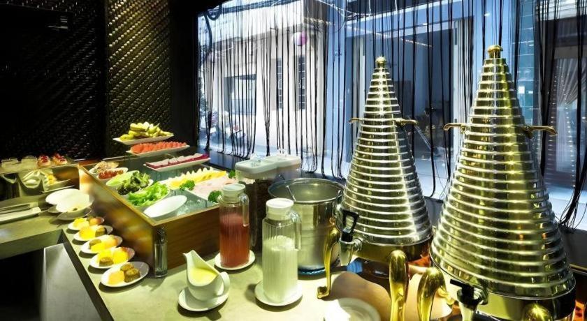 The White Hotel 8A Thai Van Lung Ho Chi Minh-Byen Eksteriør billede