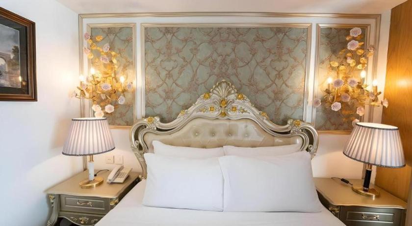 The White Hotel 8A Thai Van Lung Ho Chi Minh-Byen Eksteriør billede