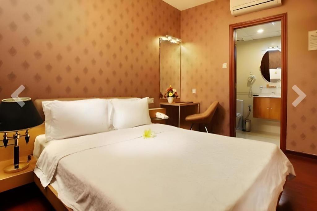 The White Hotel 8A Thai Van Lung Ho Chi Minh-Byen Eksteriør billede