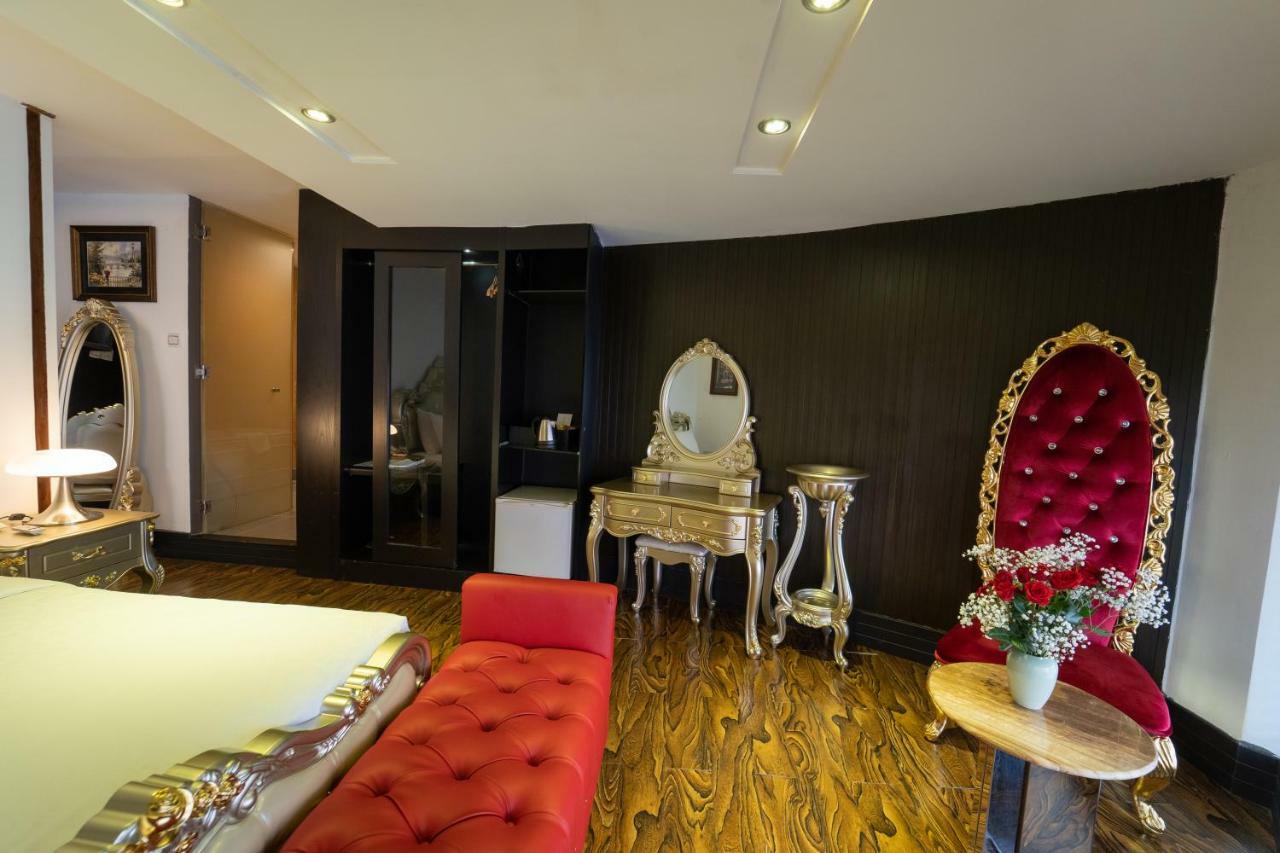 The White Hotel 8A Thai Van Lung Ho Chi Minh-Byen Eksteriør billede